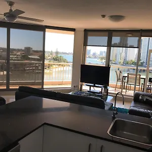 **** Aparthotel Moorings On Cavill Surfers Paradise Australia
